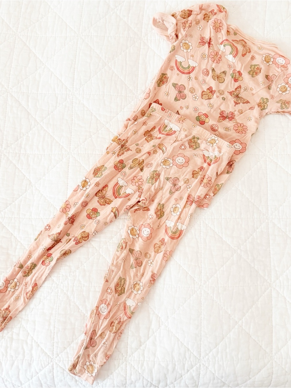 Très Beau et Belle 3T Kids Peach Butterfly Pajama Set - Picture 3 of 3